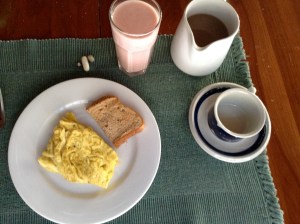 Cheese Omelette w: toast