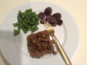 bison burger, curried catsup, mushrooms, green beans, beets