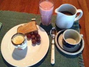 coddled egg:toast:grapes
