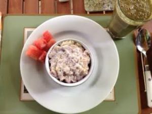 oatmeal pudding w: green smoothie