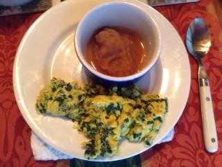 Chevre ScrOmelette w: applesauce